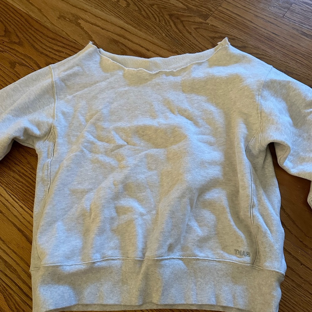 aritzia cut sweatshirt